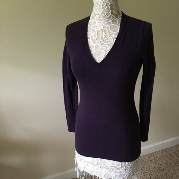 Gap Purple V-Neck Sweater - Picture 1 of 5